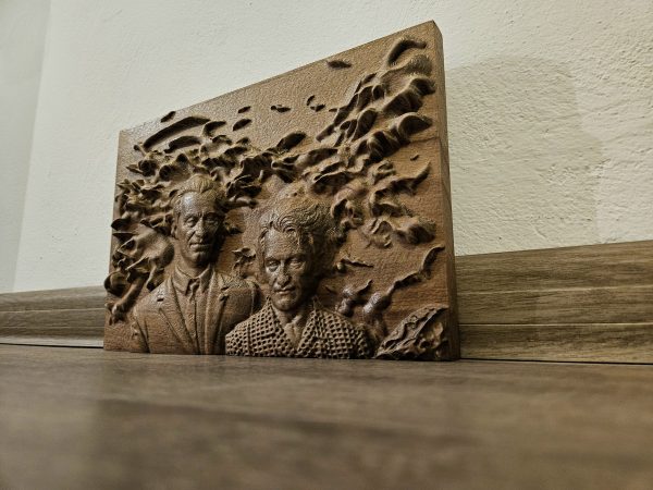 3D дърворезбован портрет от снимка – CNC + ръчна изработка | Бук, био масло & твърда вакса | 20×30 / 25×40 / 30×50 см - Image 4